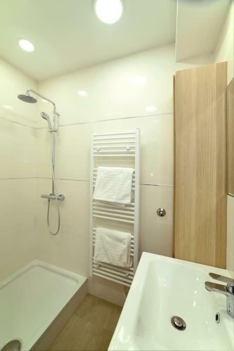 شقة Cosy&Private,30Sec Walk To Mainsquare, Heart Of زغرب المظهر الخارجي الصورة